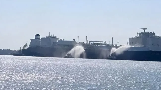 Egyptian investigations into oil tanker explosion at Damietta Port