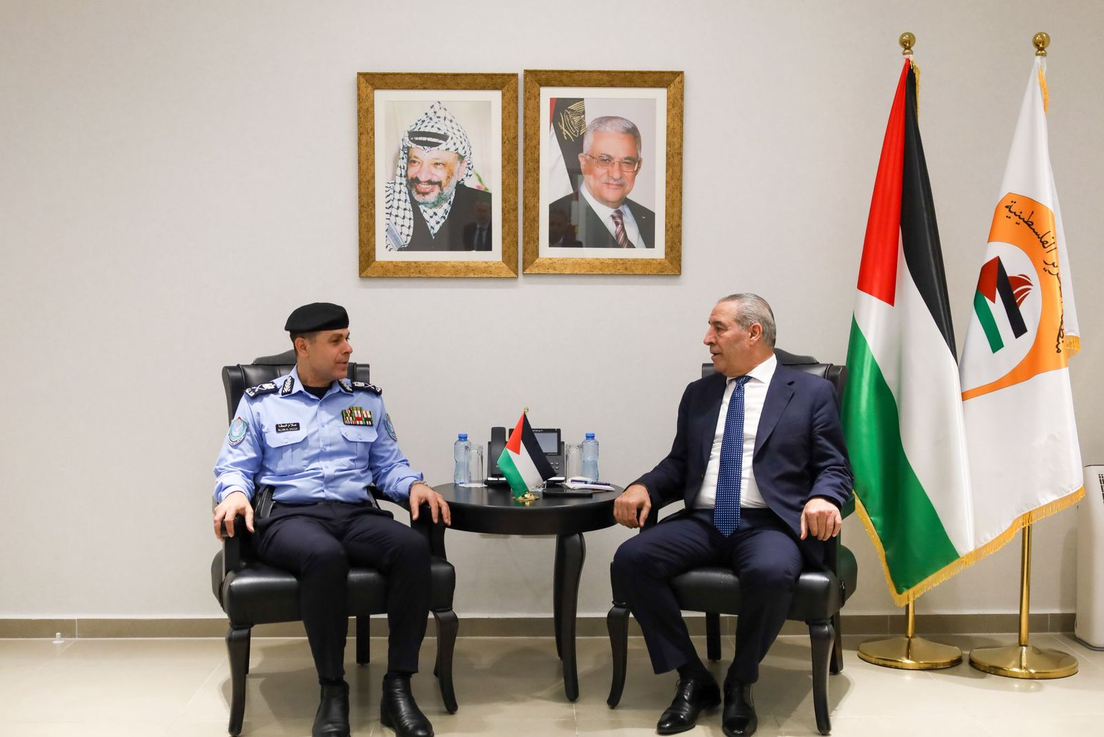 الشيخ يستقبل وفد الشرطة الفلسطينية ويبحث المستجدات السياسية والأمنية | شبكة يافا الإخبارية