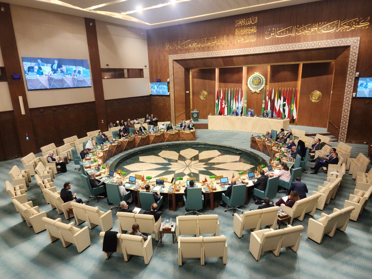 مجلس الجامعة العربية يدين جرائم الاحتلال ويطالب بتوفير الحماية الدولية للصحفيين | شبكة يافا الإخبارية