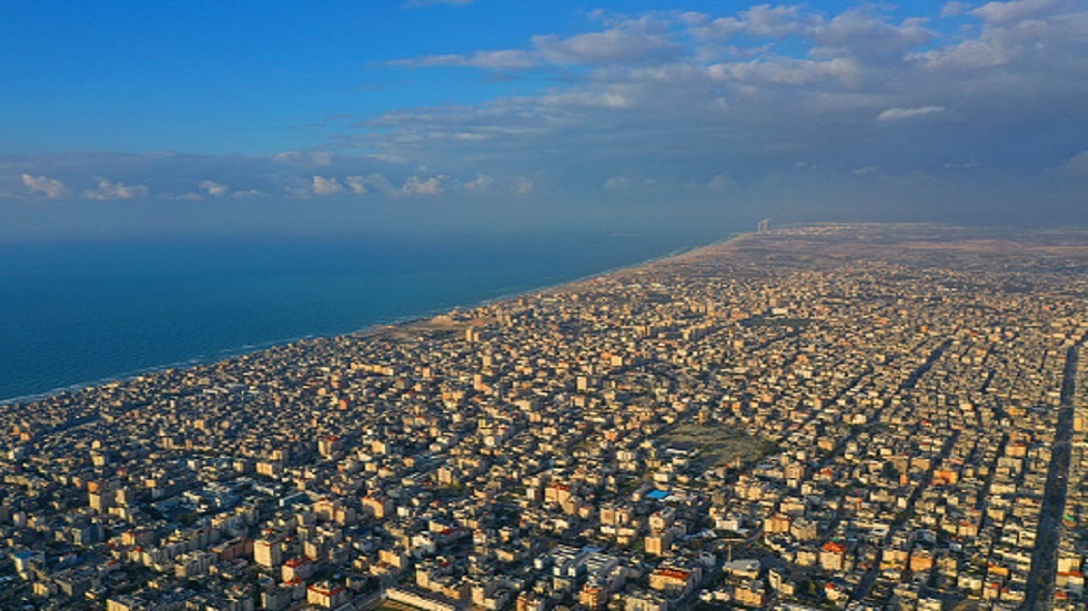 تعطيل كافة مناحي الحياة في قطاع غزة وتوتر شديد يسود الميدان الآن | شبكة يافا الإخبارية